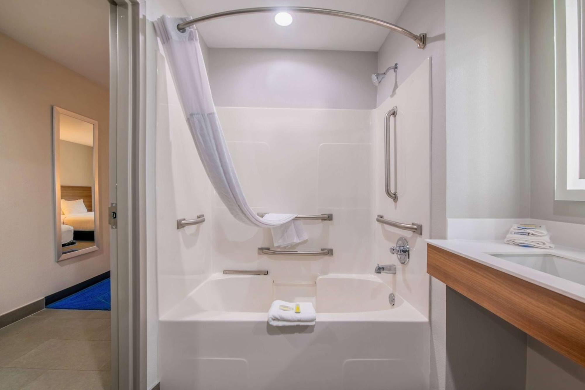 Microtel Inn And Suites By Wyndham Anderson Sc Exteriör bild