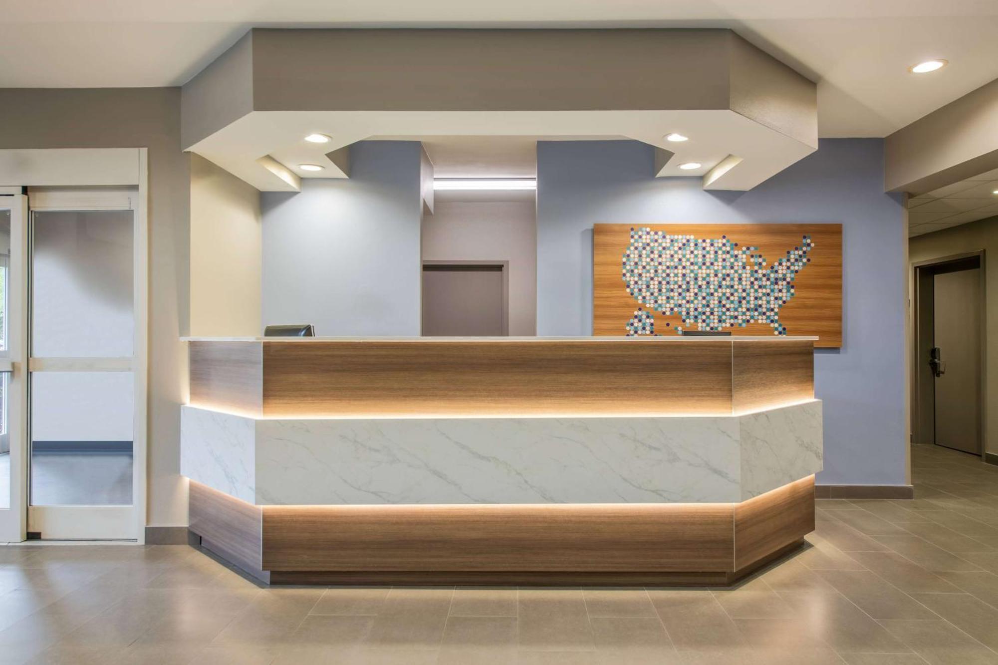 Microtel Inn And Suites By Wyndham Anderson Sc Exteriör bild
